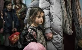 У Донецькій області триває евакуація населення через обстріли.