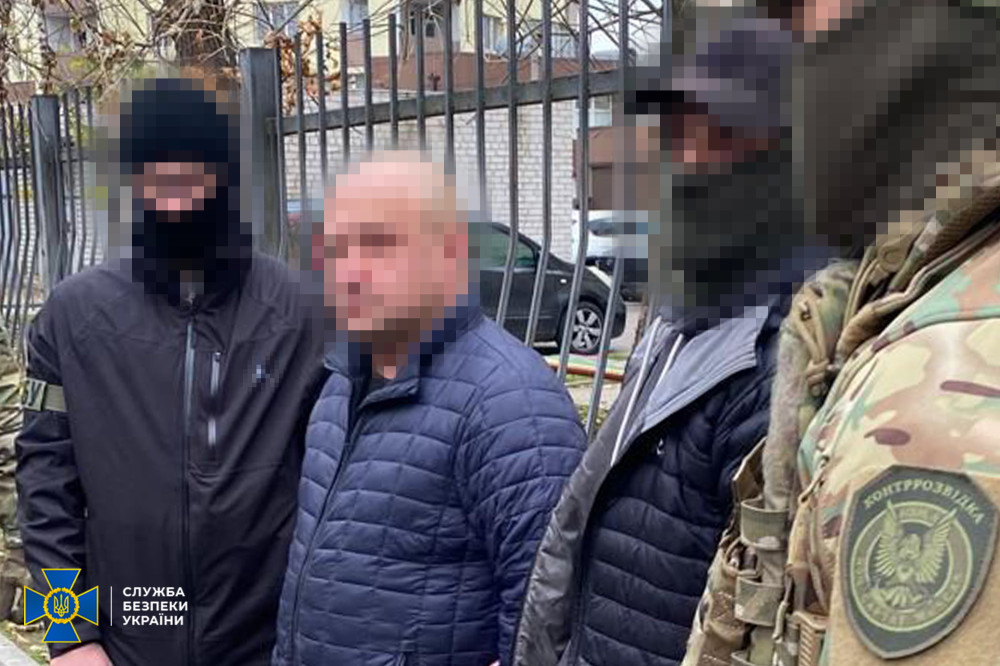 Служба безпеки України затримала російського агента, який планував теракт проти українського військового.